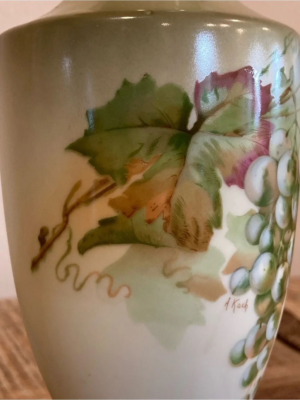 Bavaria A.C. Grape Motif Vase 8.5” Tall A Koch Signed - Picture 8 of 14